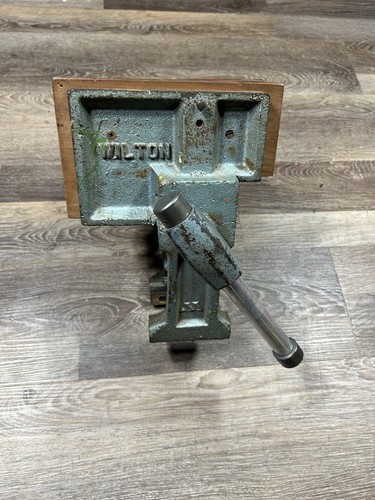 Very rare vintage wilton wood - very,